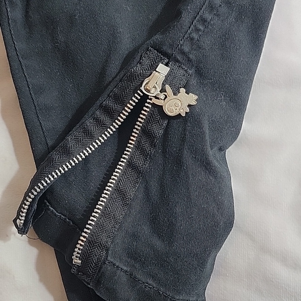 Skelanimals By Tripp NYC Mall Goth Black Knee Length Pants Shorts size 15 - Picture 7 of 13